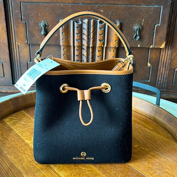 NWT Michael Kors handbag - Picture 1 of 5